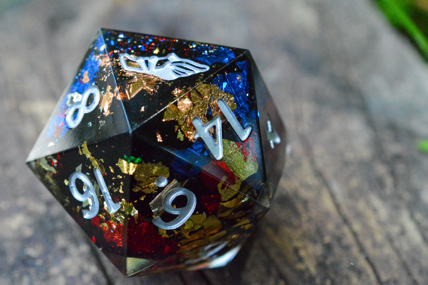 Sparking Bonfire, 40mm D20-Resin Tabletop RPG Dice