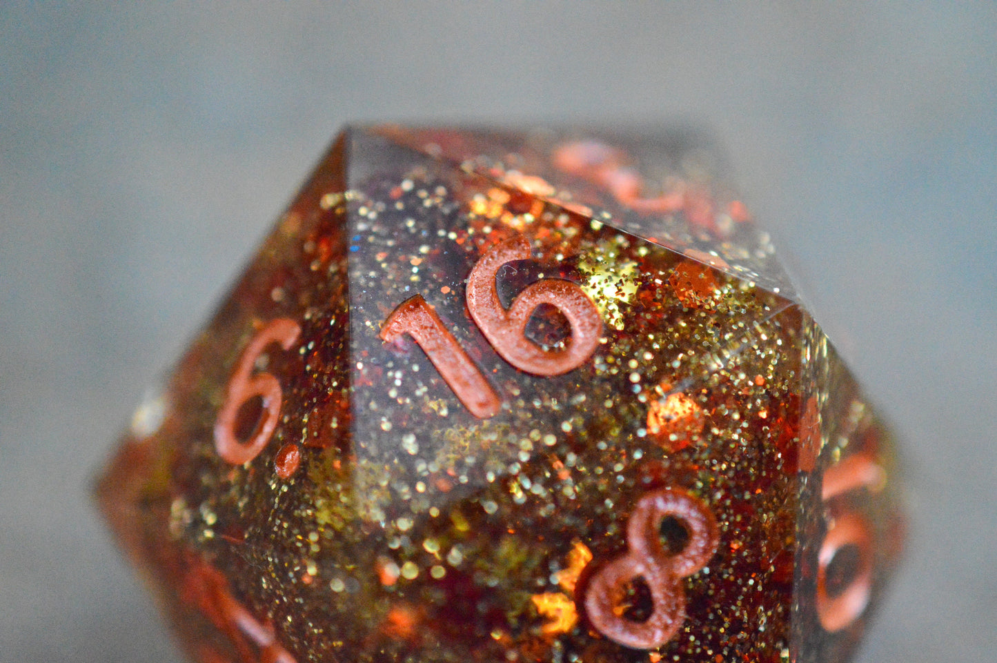 Leaf Piles of Joy, 40mm D20-Resin Tabletop RPG Dice